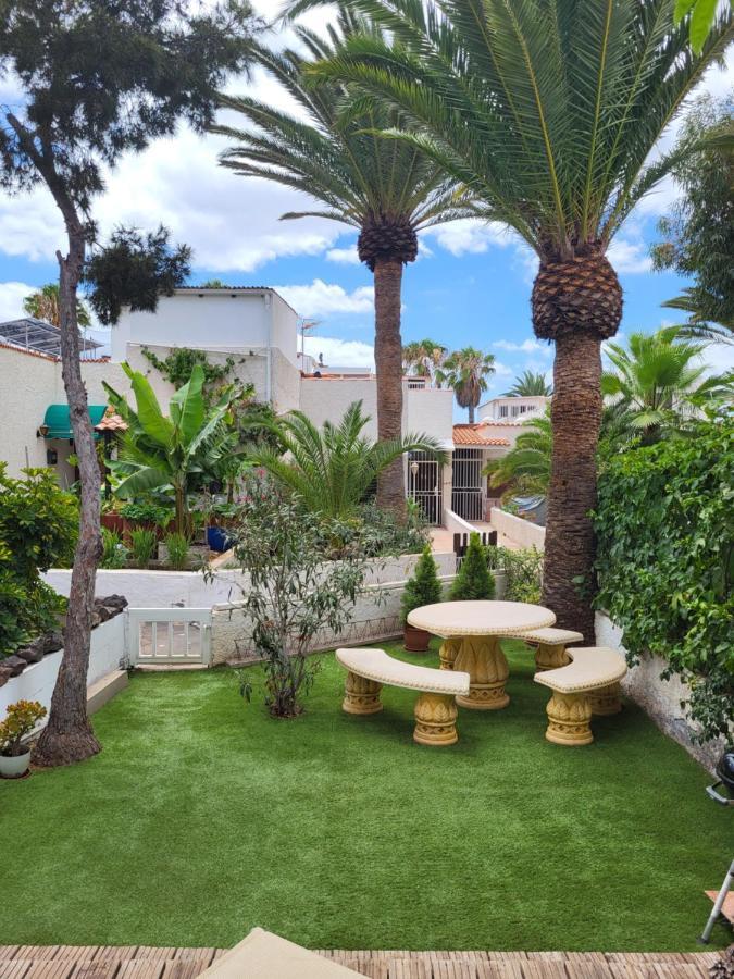 ארונה Studio With Garden מראה חיצוני תמונה